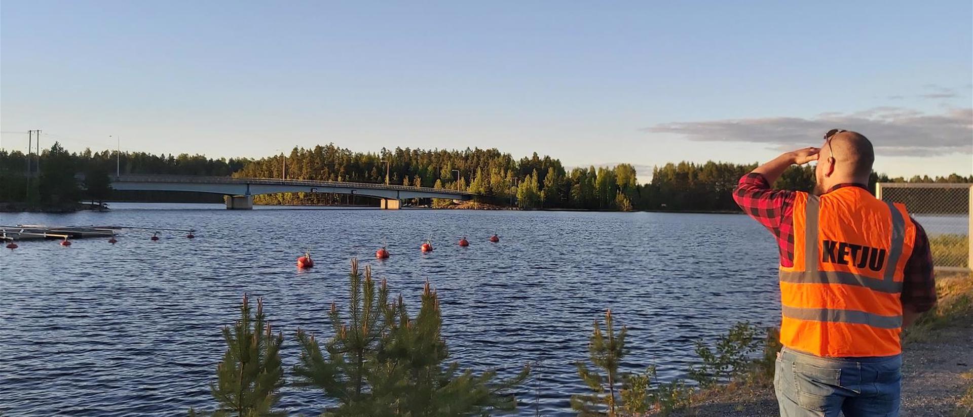 Etsivä päivystää Saimaalle